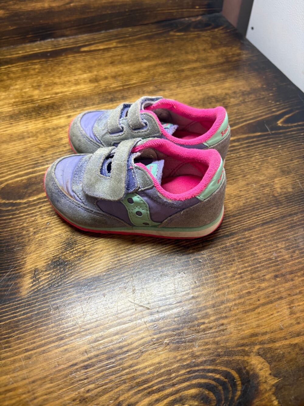Saucony Gray Sneakers Size 6.5